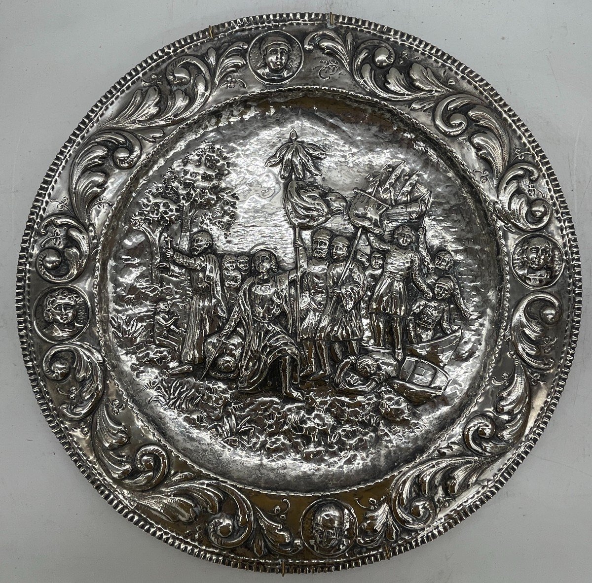 Historicist Spanish Christopher Columbus Tray In Sterling Silver - 19th Century