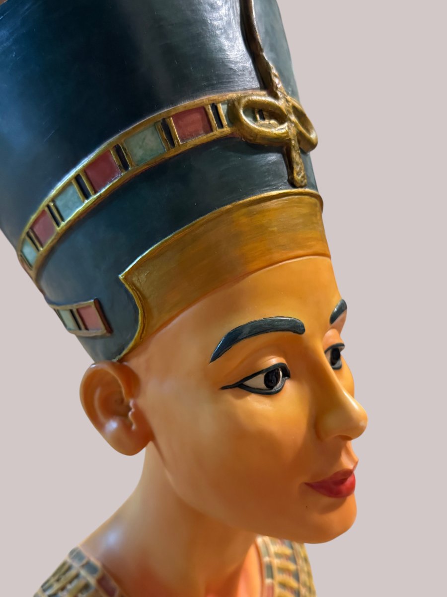 Nefertiti Bust In Painted Plaster-photo-4