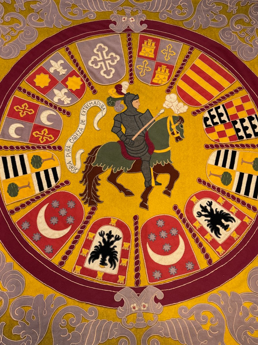 Large Heraldic Tapestry Depicting The Twelve Lineages Of Soria—spain, Ca. 1920-photo-2