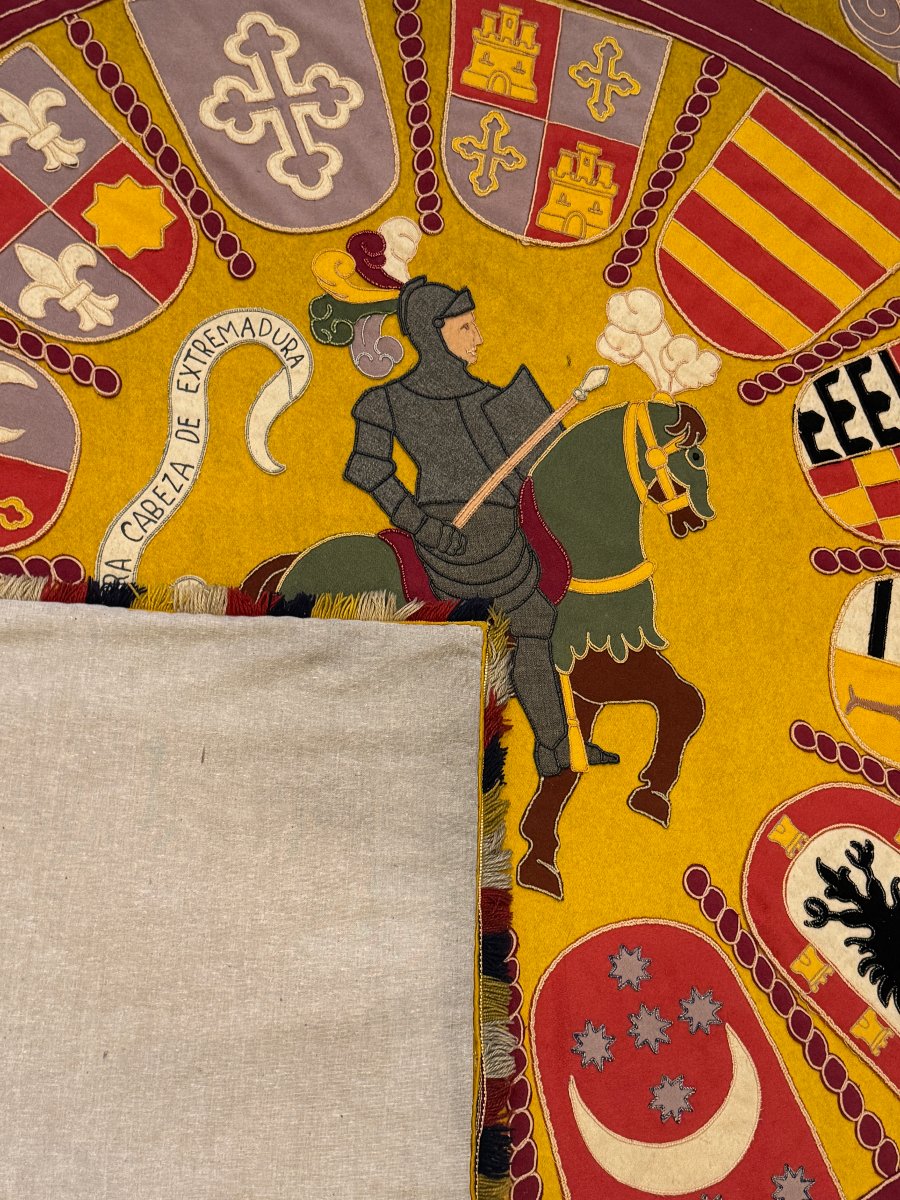 Large Heraldic Tapestry Depicting The Twelve Lineages Of Soria—spain, Ca. 1920-photo-2