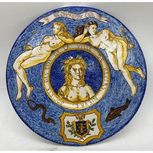 Elegant Tray In Majolica Compagnie Des Eaux City Of Nevers Renaissance Style - C. 1950