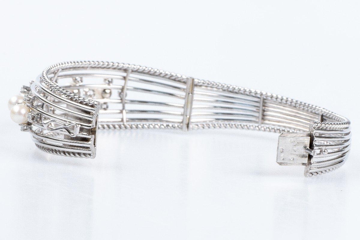Hinged Half Bangle Bracelet In 18k Corded White Gold-photo-8