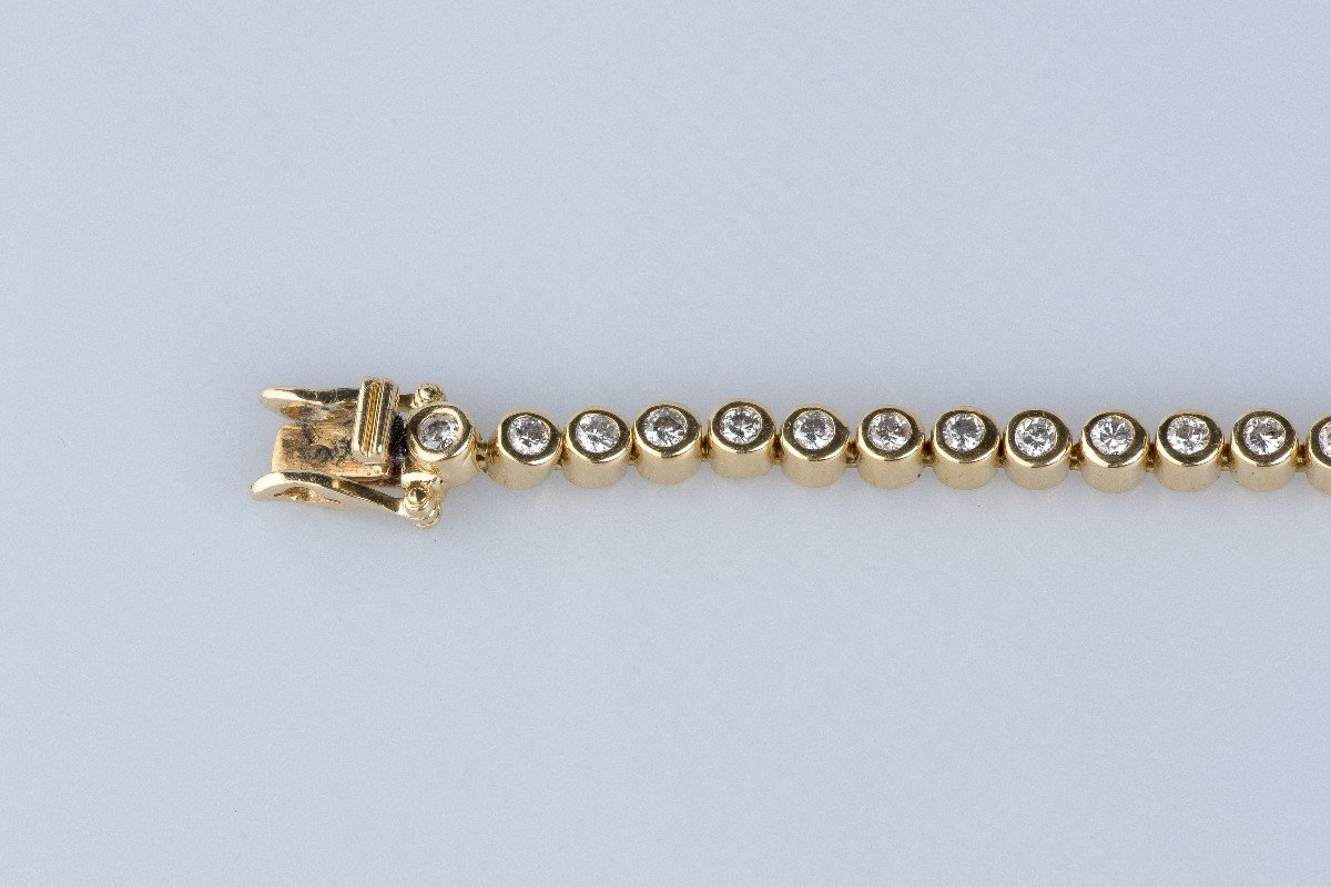 18-karat Yellow Gold Bracelet Adorned With 56 Diamonds-photo-1