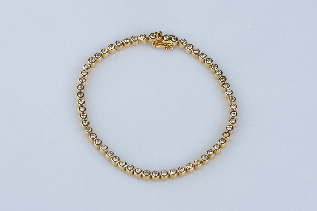 18-karat Yellow Gold Bracelet Adorned With 56 Diamonds-photo-5