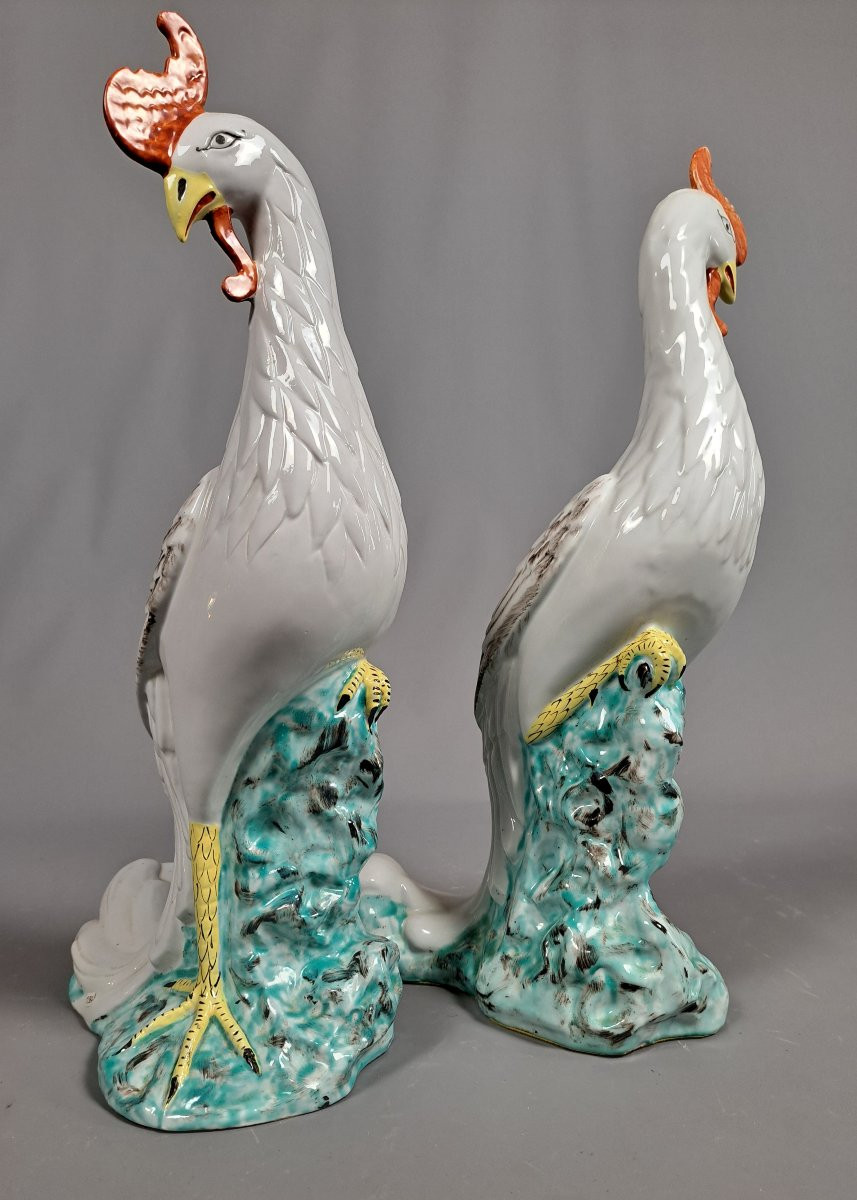 Paire De Phénix En Porcelaine Chinoise Polychrome.-photo-4