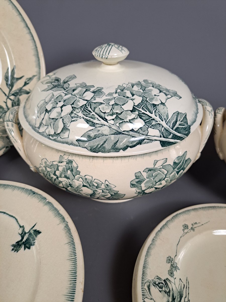Part Of A "chartreuse" Pattern Earthenware  Dinner Service - Vieillard Bordeaux Factory-photo-4