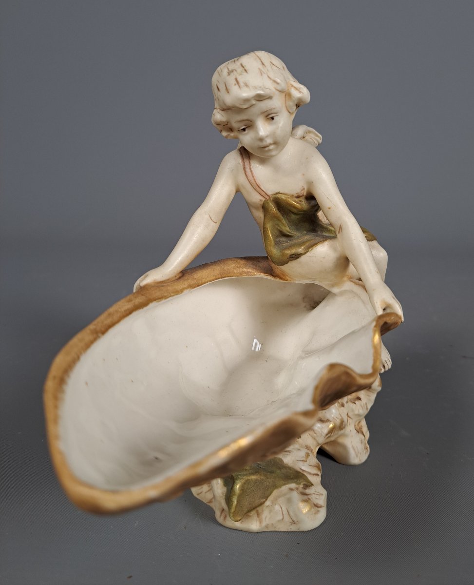 Coupe vide poche Royal Dux , "Ange sur le rebord d'un coquillage"-photo-2
