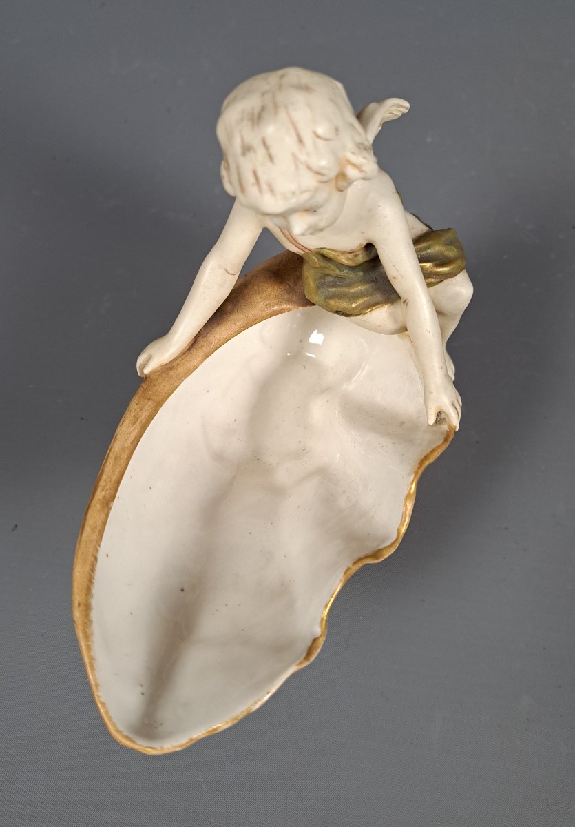 Coupe vide poche Royal Dux , "Ange sur le rebord d'un coquillage"-photo-2