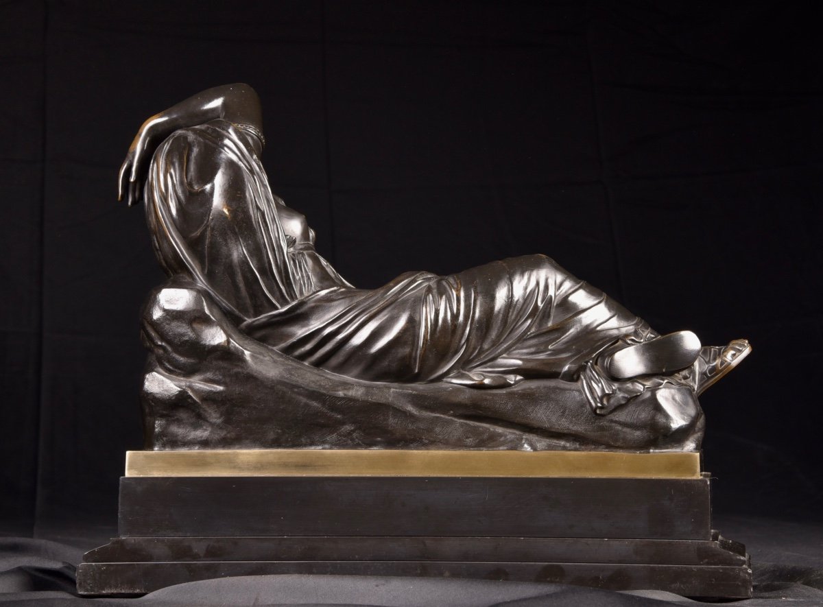 18th Century French Bronze Of The Sleeping Ariadne-photo-5