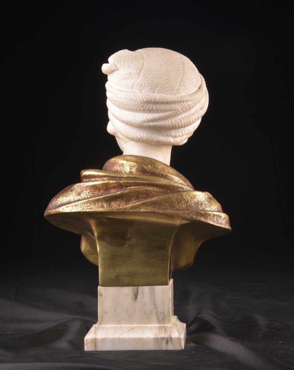 A. Trefoloni (xix-xx) A Bust In Bronze And Alabaster, 50 Cm-photo-2