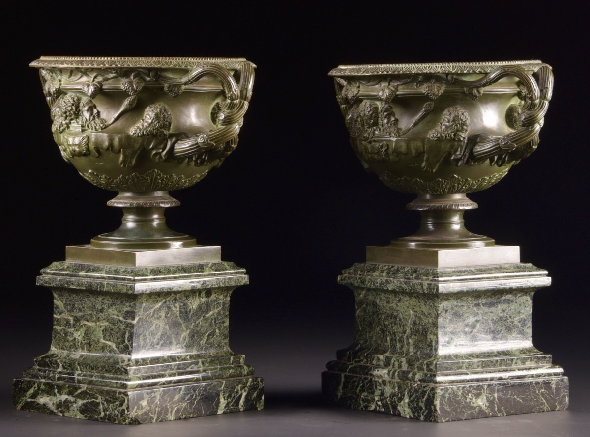 Pair Of Warwick Vases In Patinated Bronze On Green Marble Bases-photo-2