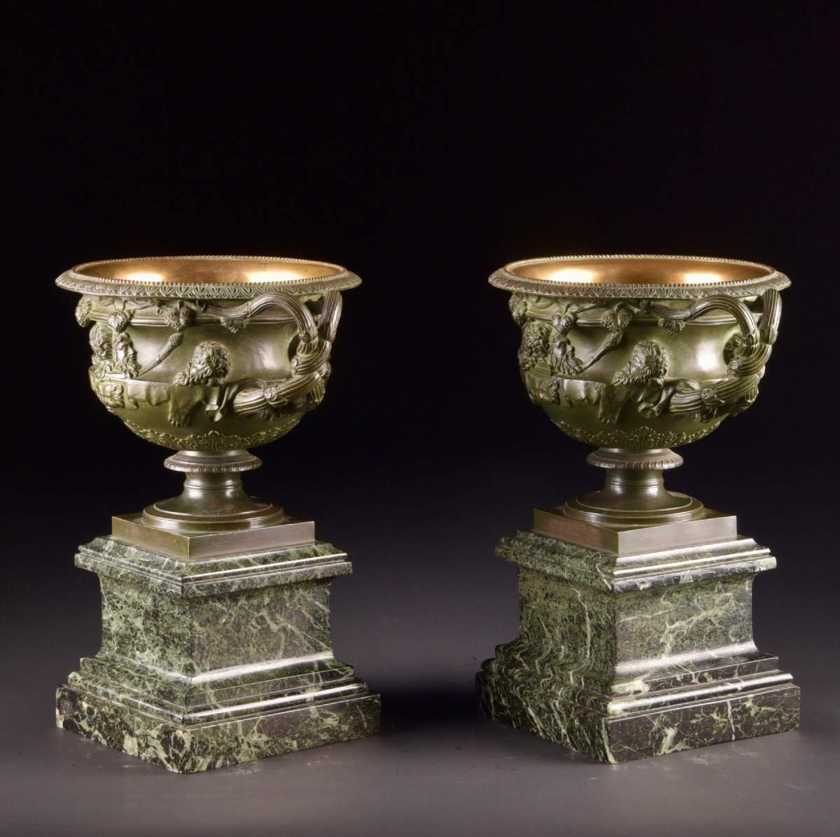 Pair Of Warwick Vases In Patinated Bronze On Green Marble Bases-photo-2