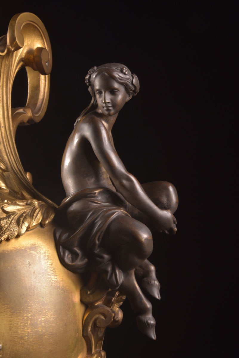 Victor Paillard (1805–1886), grand vase en bronze doré et patiné du XIXe siècle-photo-7