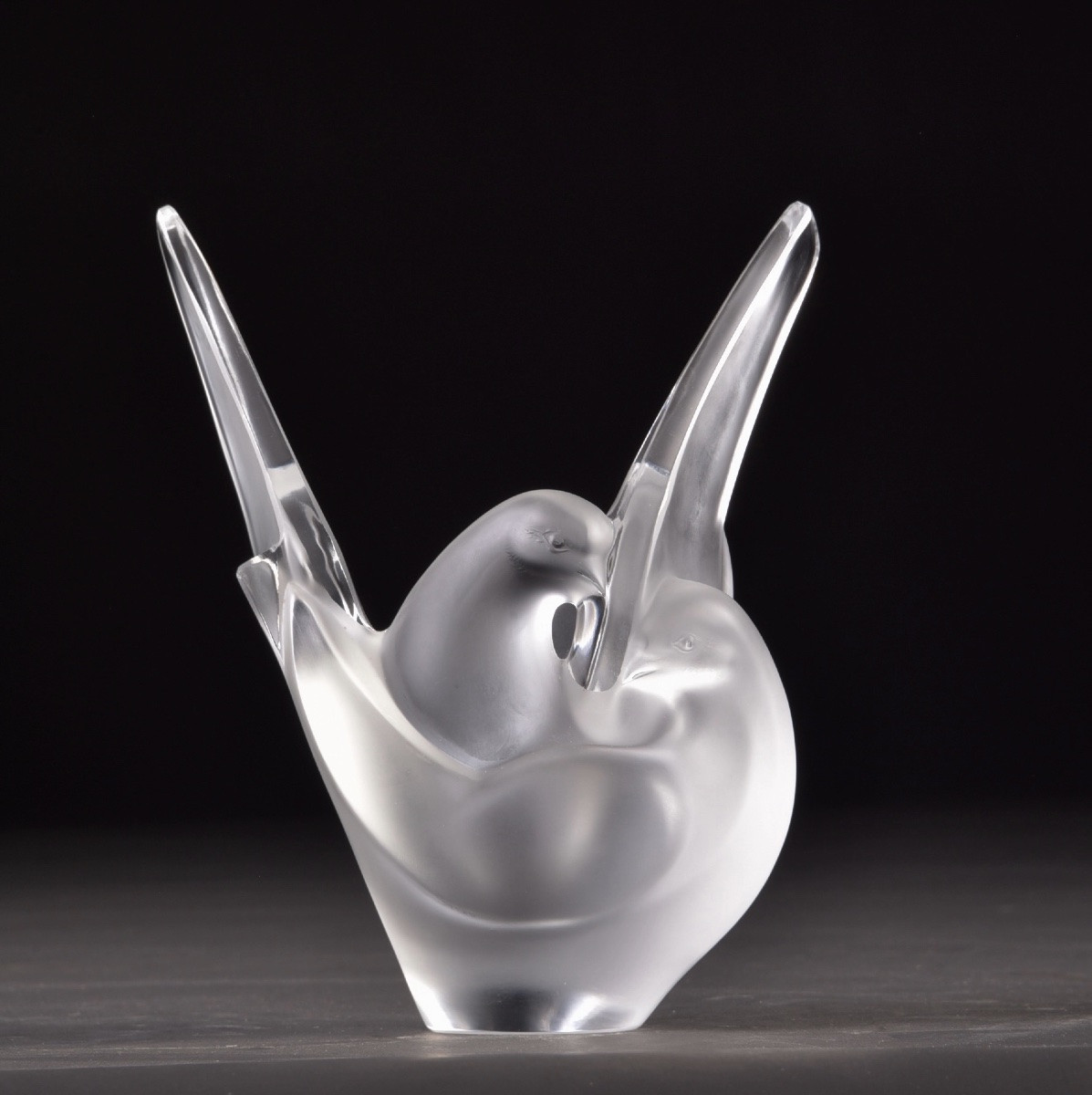 Sylvie Crystal Dove Vase – Lalique, 1970 -photo-2