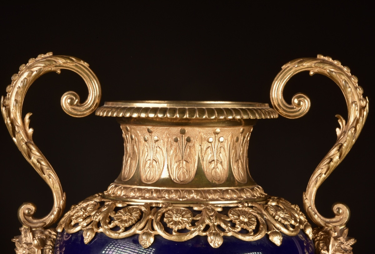 Neoclassical Cobalt Blue Porcelain Vase With Gilt Bronze Mounts, Circa 1880-photo-4