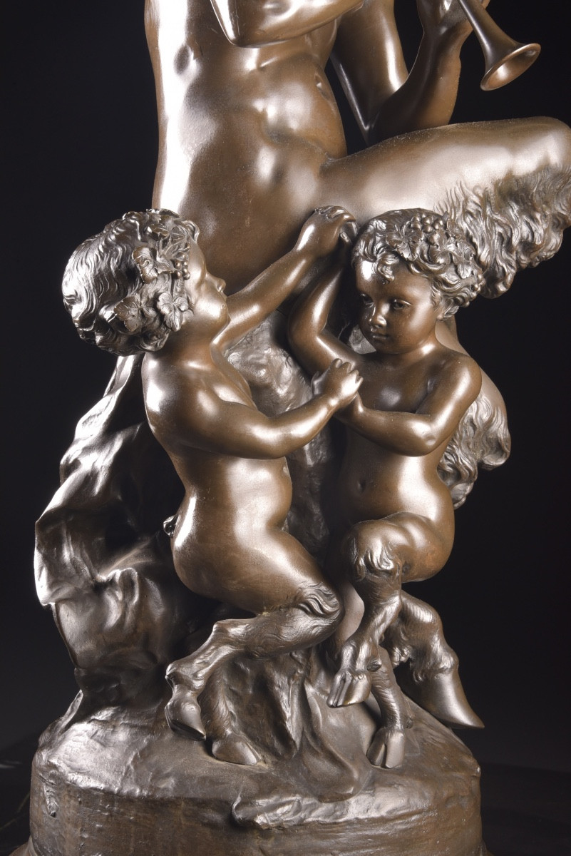 Claude Michel, dit Clodion (1738–1814) « Faunes » — Grande sculpture en bronze à patine brune-photo-3