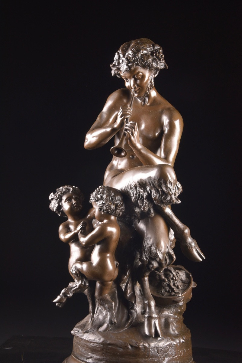 Claude Michel, dit Clodion (1738–1814) « Faunes » — Grande sculpture en bronze à patine brune-photo-5