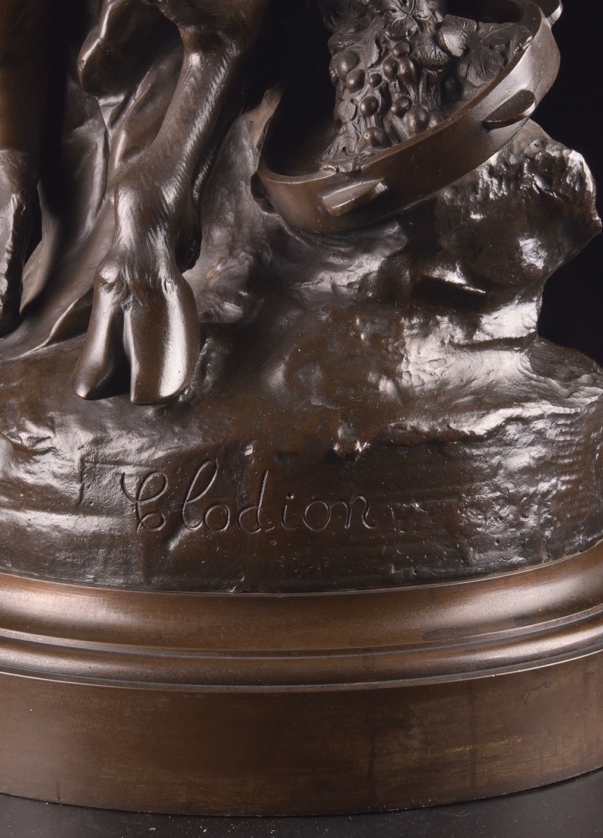 Claude Michel, dit Clodion (1738–1814) « Faunes » — Grande sculpture en bronze à patine brune-photo-7