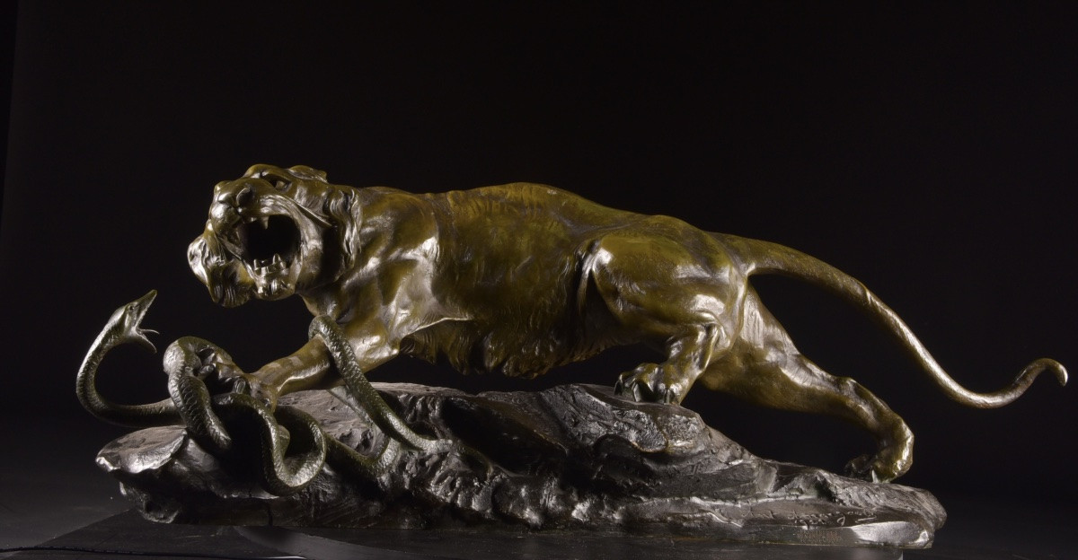 Antonio Amorgasti (1880–1952) Tiger Fighting With Snake, 1921-photo-6