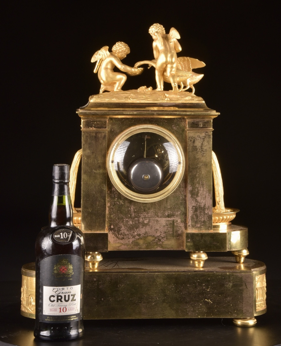 Pendule en bronze doré, Paris, période Empire, par Lepaute-photo-3