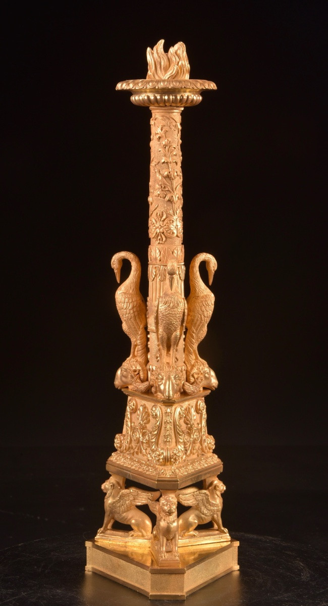 Paire de bougeoirs en bronze doré — Attribuée à Giuseppe Boschi (1766–1821), fin XVII-photo-8