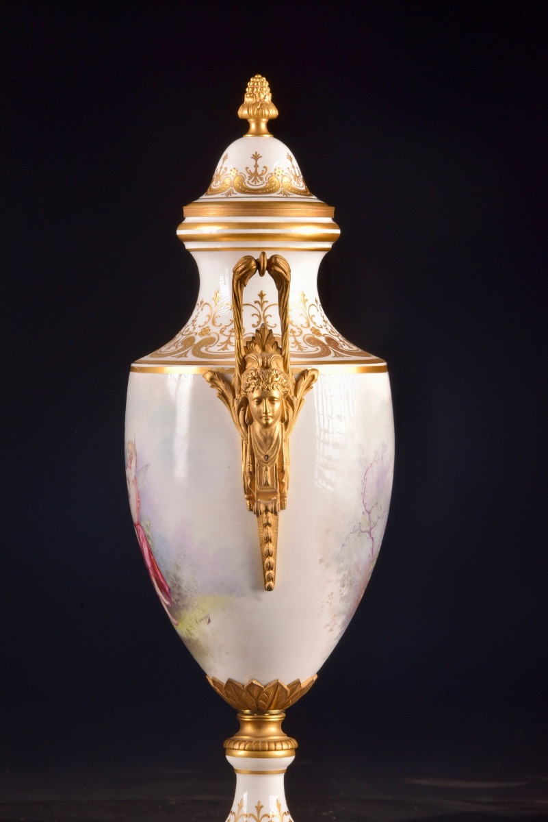 Pair Of Monumental Urns In French Porcelain Mounted In Gilt Bronze, Napoleon III Period-photo-2