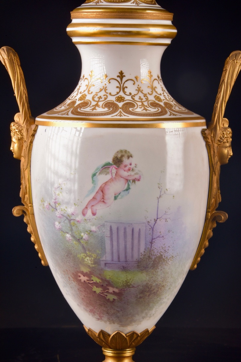 Pair Of Monumental Urns In French Porcelain Mounted In Gilt Bronze, Napoleon III Period-photo-5