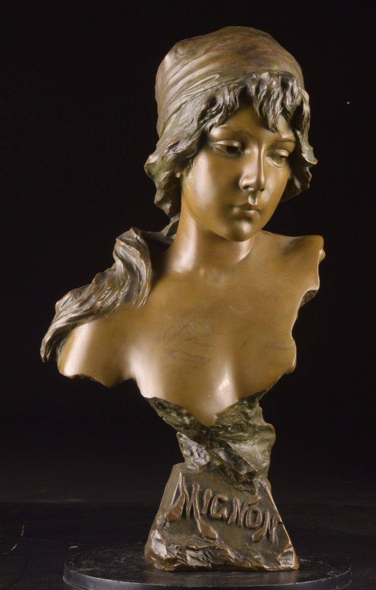 Emmanuel Villanis (1858–1914) – “mignon”, Bronze Bust With Brown Patina, Model From The Salon
