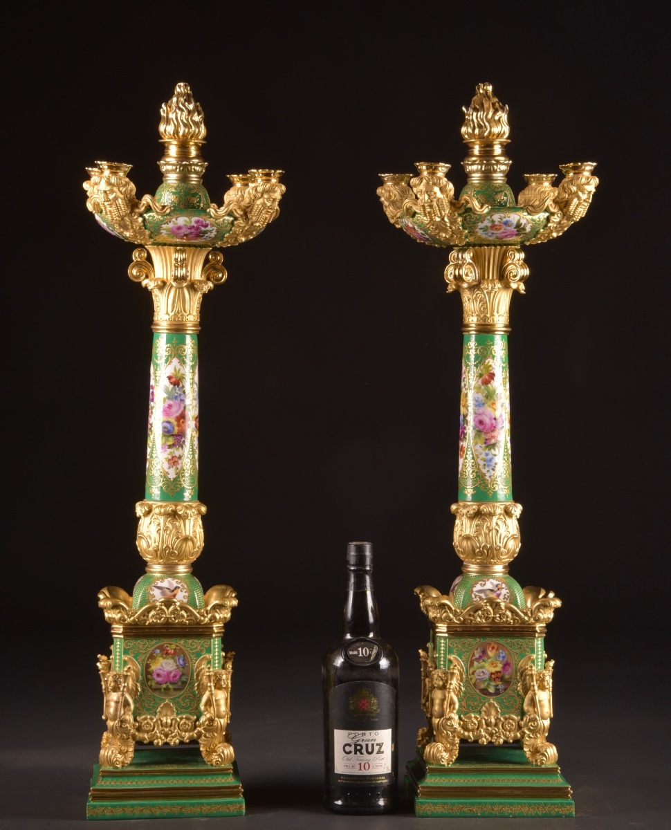 Paire de candélabres en porcelaine à décor polychrome de Jacob Petit (1796–1868)-photo-3