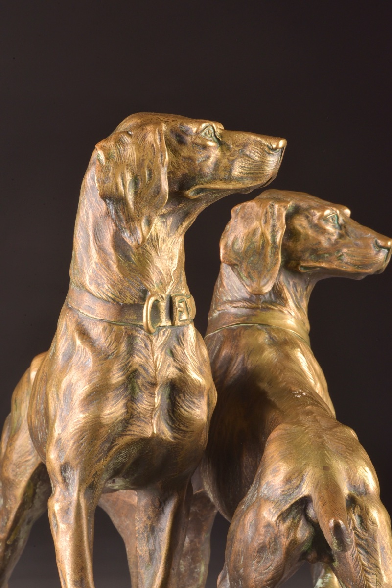 É. Drouot (1859–1945) Groupe Animalier en Bronze à Patine Représentant Deux Chiens de Chasse-photo-4