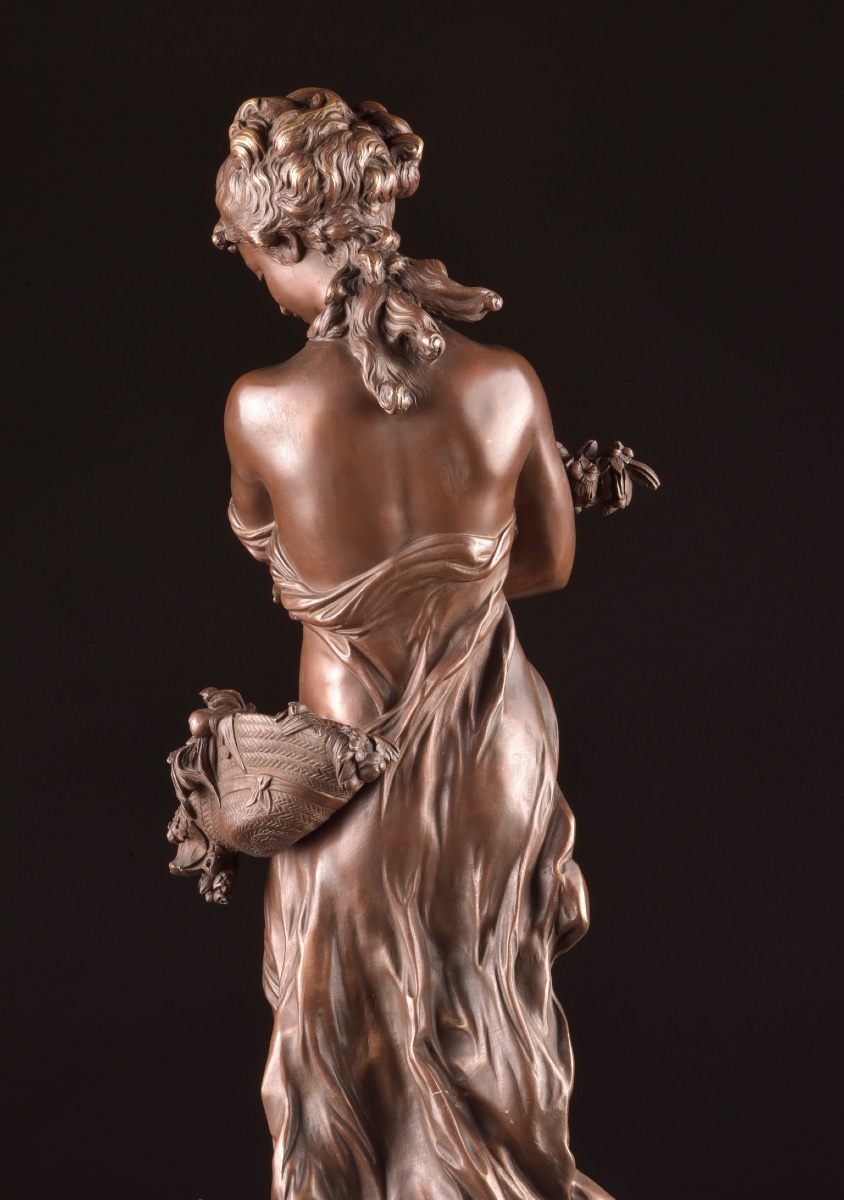 Hippolyte Moreau (1832–1927) – Grande Figure Féminine Allégorique en Bronze, 71 cm-photo-1