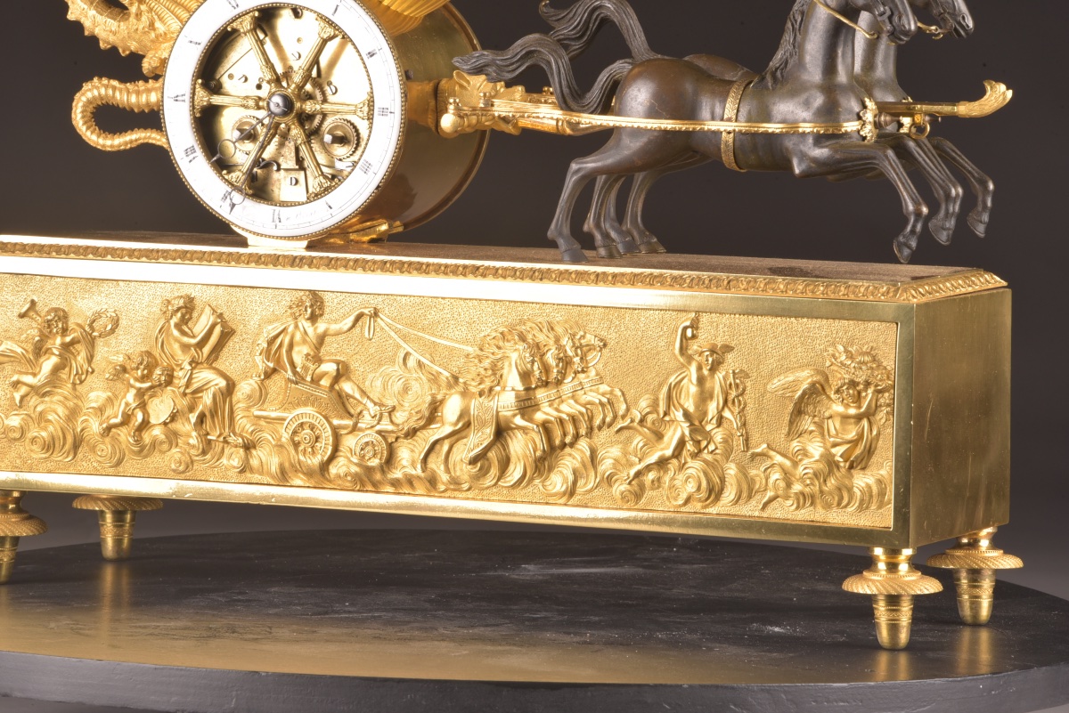 Pendule de char d’époque Empire en bronze doré et patiné, signée Courvoisier à Paris, vers 1805-photo-2