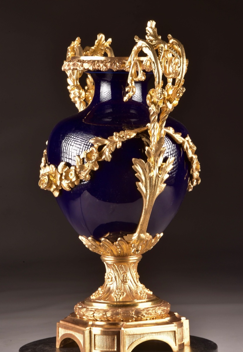 Grand vase en porcelaine bleu cobalt et bronze doré – Époque Napoléon III-photo-2