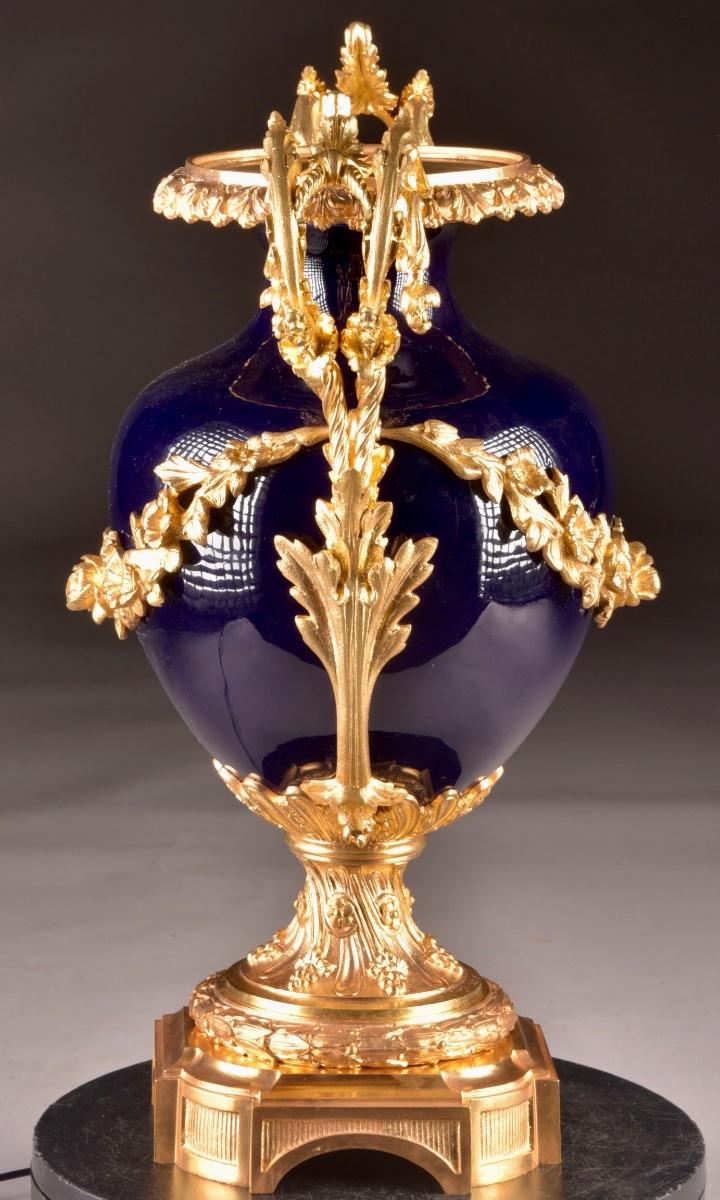 Grand vase en porcelaine bleu cobalt et bronze doré – Époque Napoléon III-photo-1