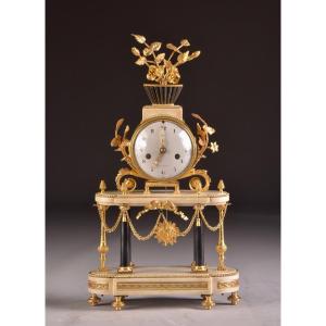 Beautiful Louis XVI Clock