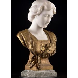 Buste de jeune femme en marbre de Carrare et bronze, signée Nasi, Italie, fin XIXe – début XXe