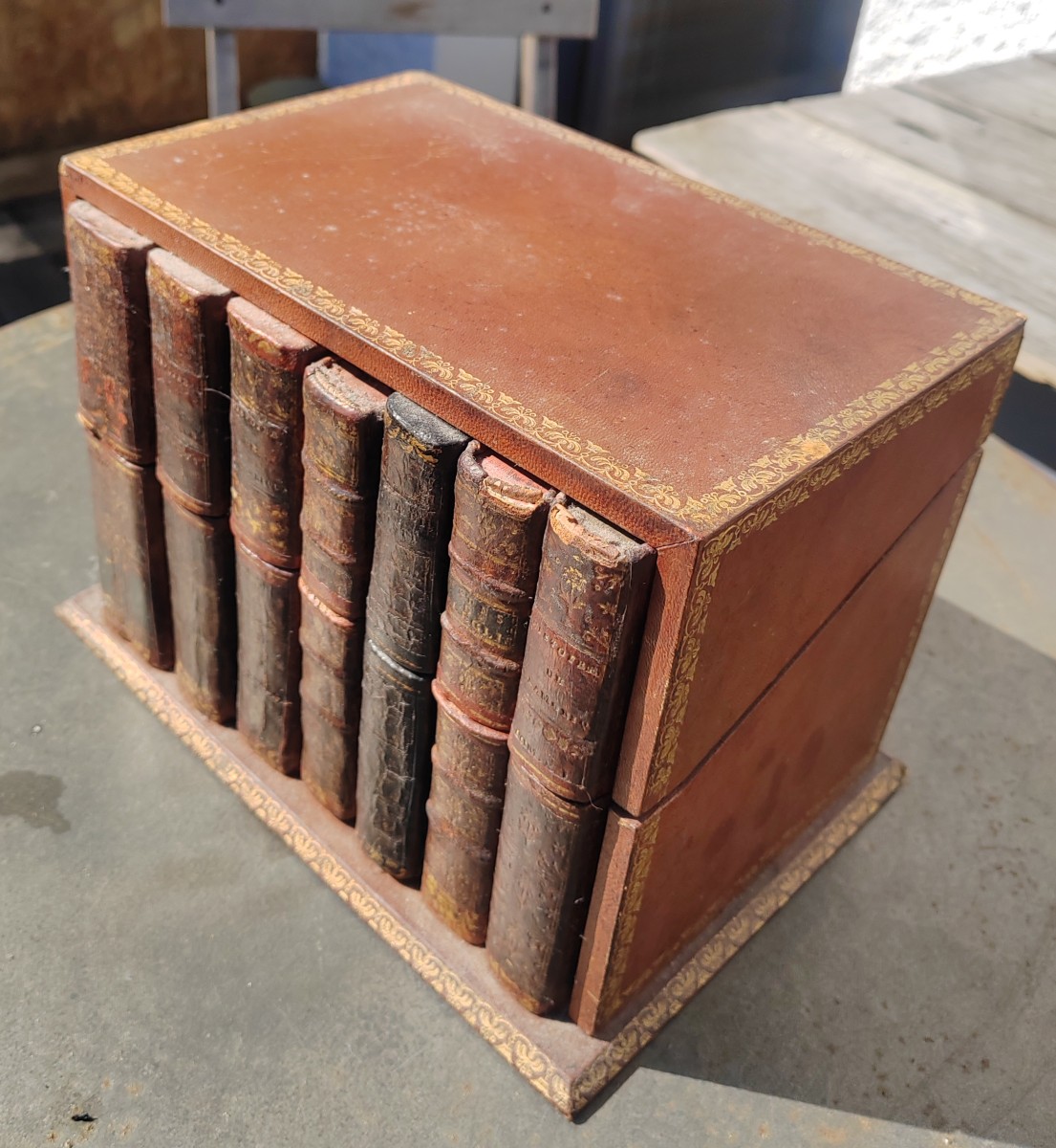 Boîte Ancienne cachette à livres -photo-2