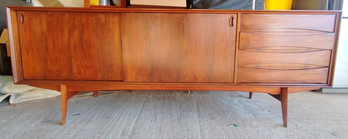 Enfilade scandinave attribué à Arne Vodder  En palissandre 