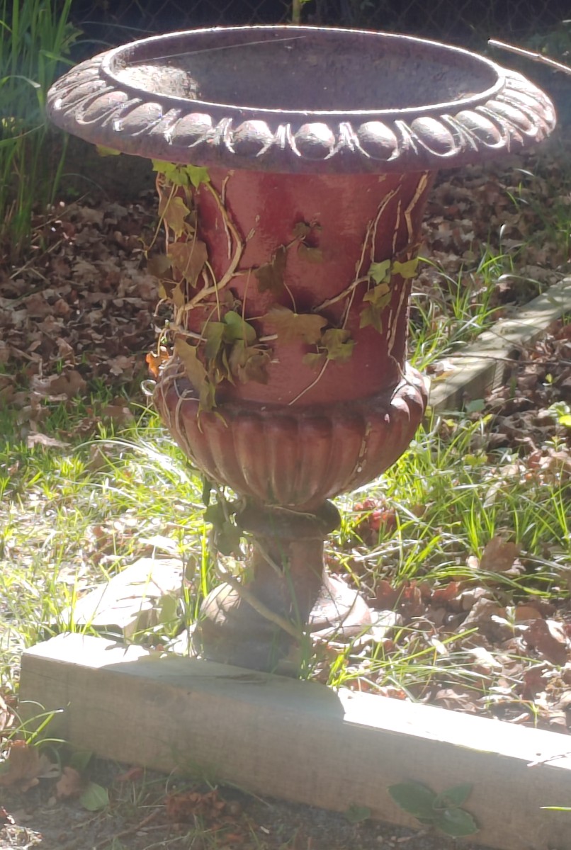 4 Vases medicis en fonte Hauteur 60 cm -photo-1