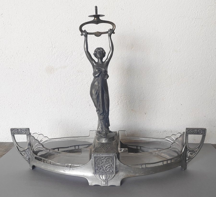 Art Nouveau Centerpiece In Silver-plated Metal 