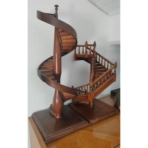 Paire escaliers de maîtrise anciens compagnon  