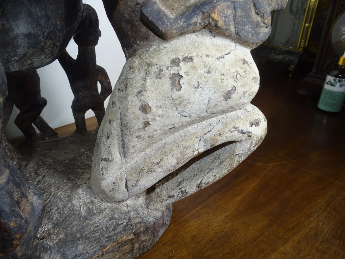 Large Cup-bearing Statue, Yoruba, Benin, Nigeria, Doctor Redor Collection-photo-3