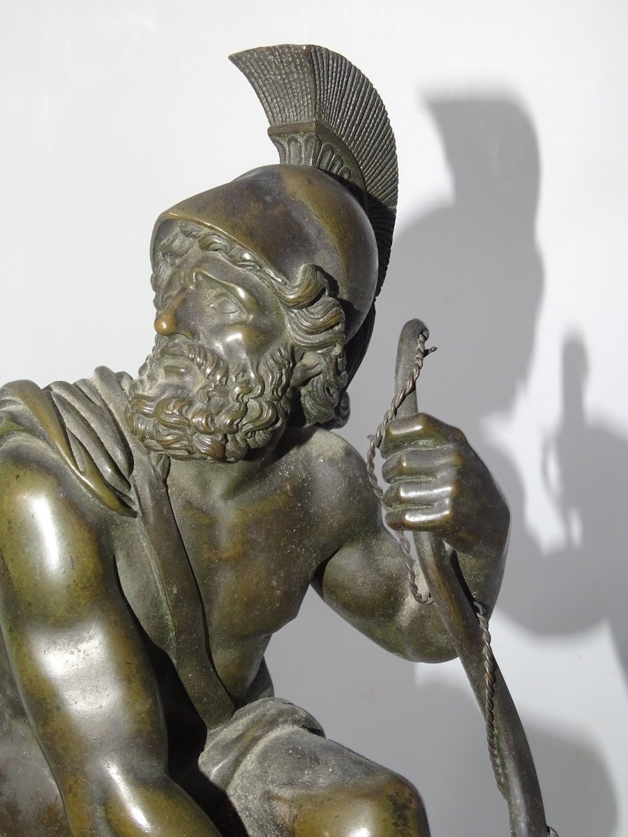 grande pendule en marbre et bronze a décor de guerrier romain époque XIXème-photo-1