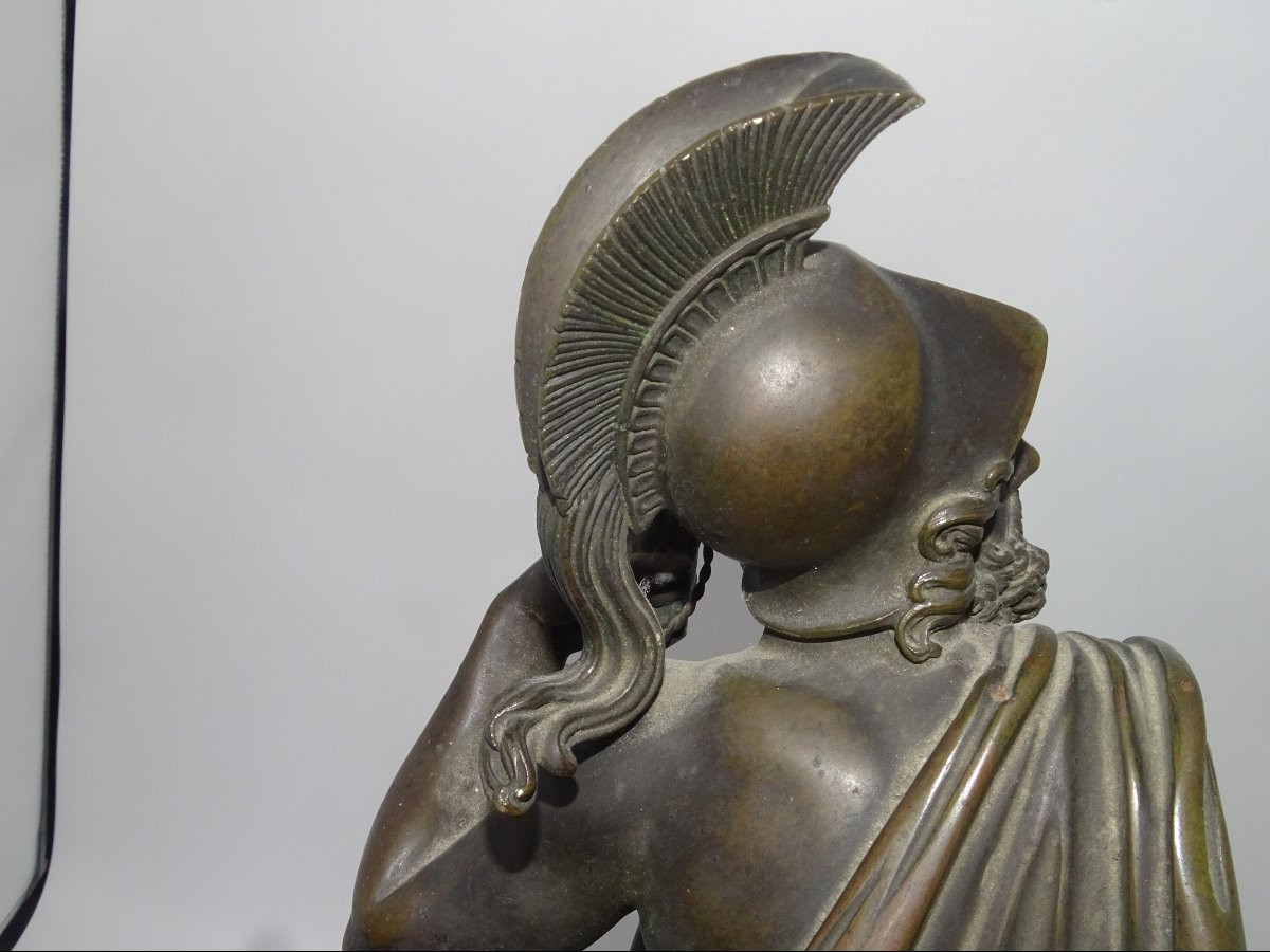 grande pendule en marbre et bronze a décor de guerrier romain époque XIXème-photo-7