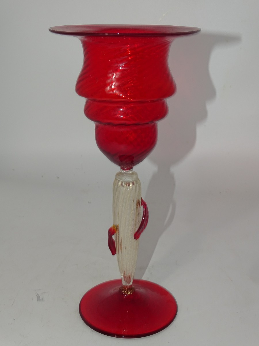Murano Chalice In Blown Glass, Red Color And Powdered With Gold.