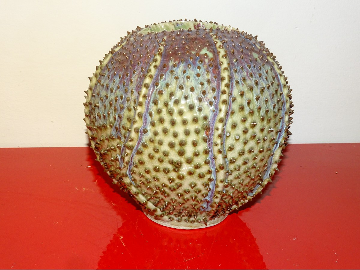 Vase barbotine oursin de mer de chez "des pots". Collection saint tropez.