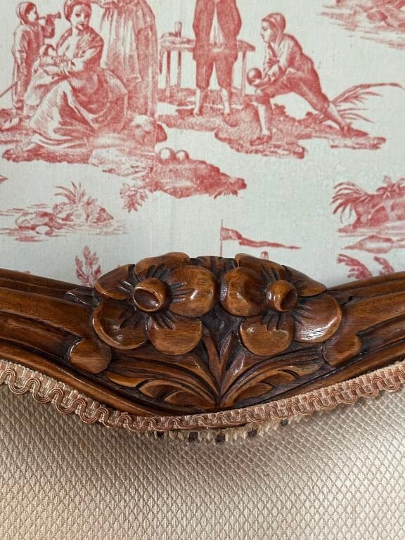 Paire de lits en noyer mouluré et sculpté. Style Louis XV.-photo-4