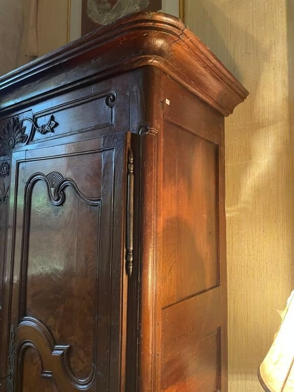 Armoire louis XV d'époque en bois sculpté et monogrammée AF-photo-2