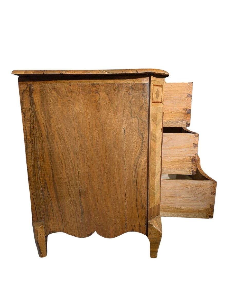 Louis XV Curved Chest Of Drawers With Maltese Cross Marquetry From The 18th Century-photo-4