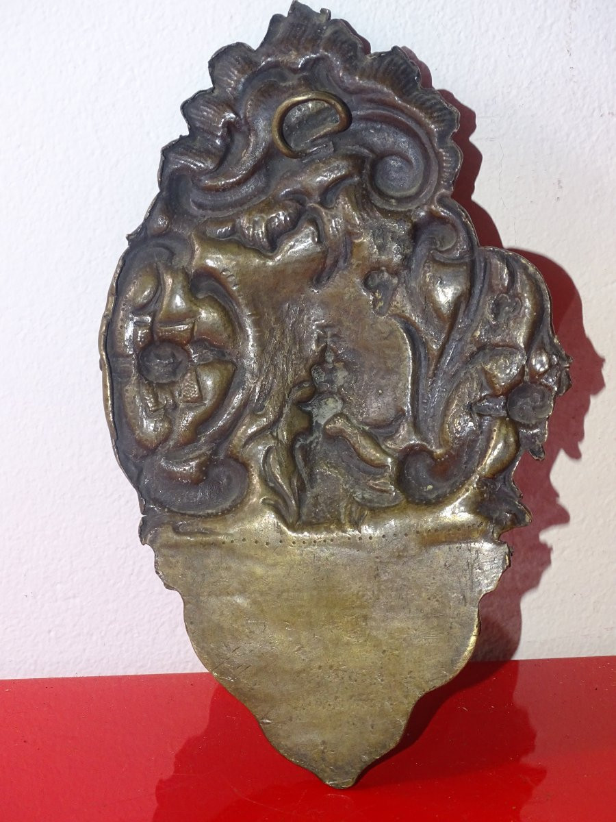Bénitier laiton repoussé - époque XVIIIème-photo-1